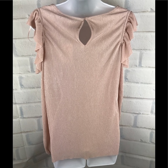 NWT Lauren Conrad Pleated Cold Shoulder Top Small - Picture 4 of 4